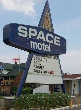 Space Motel Thorold Exterior photo